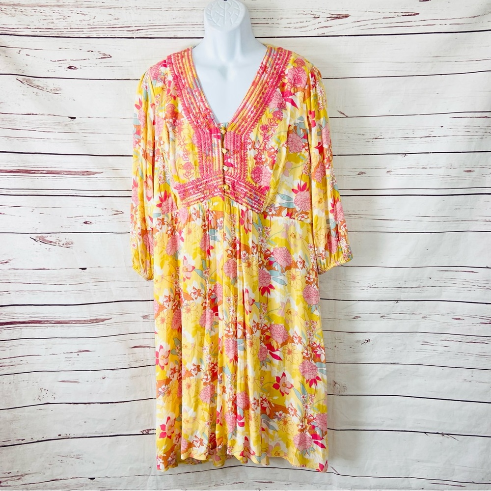 Torrid Dress Women’s 2 US 2X Peach Floral Gauze Embroidered High‎ Low
